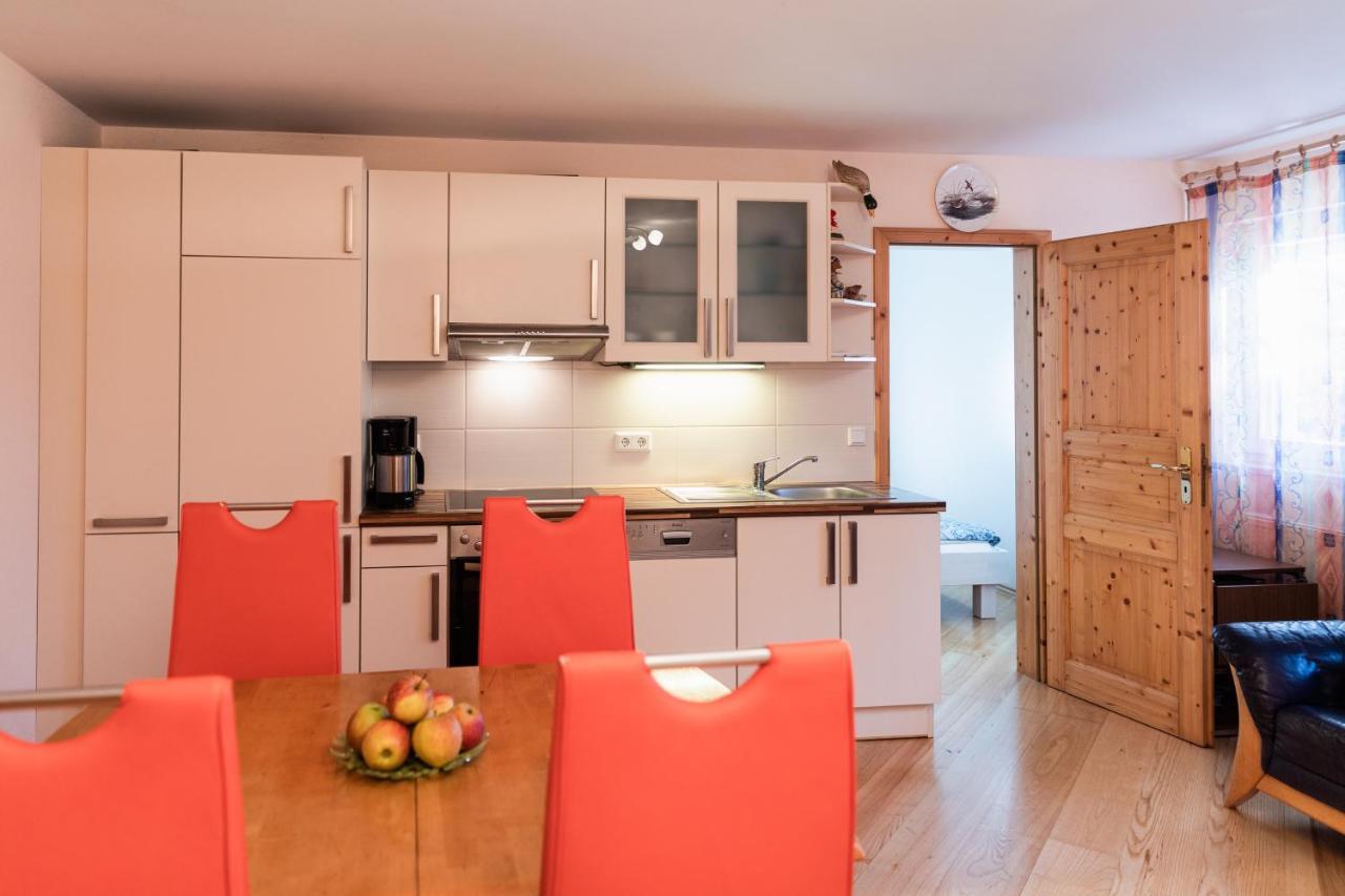 Ferienwohnung "Johann" Meckenbeuren Exterior foto
